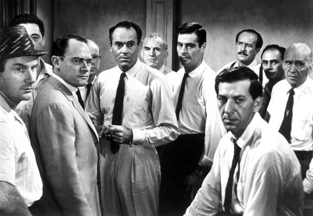 Pastor verdict Approval Σαν σήμερα έκαναν πρεμιέρα «Οι 12 Ένορκοι» (1957) του Σίντνεϊ Λουμέτ -  αφιερωματα › θεματα || cinemagazine.gr