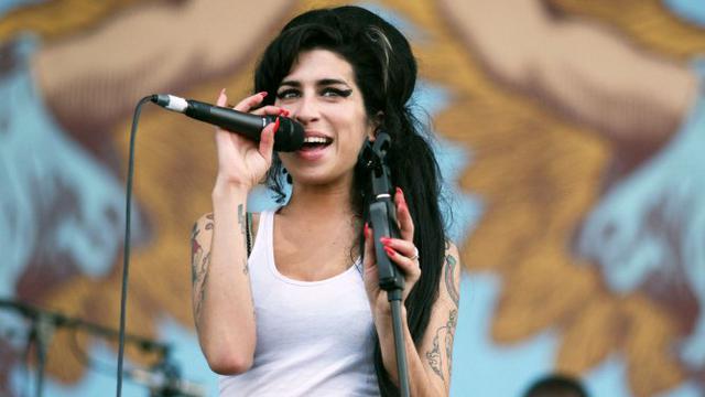 Η «Amy» του Ασίφ Καπάντια «θυμώνει» την οικογένεια Γουάινχαουζ