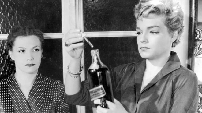 Διαβολογυναίκες (Diabolique) του Ανρί-Ζορζ Κλουζό, 1955 Όπως έλεγε και ο ίδιος ο Κλουζό: «Μη γίνετε κι εσείς διαβολικοί, μην πείτε το τέλος της ταινίας!»