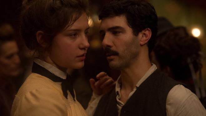 «Οι Αναρχικοί», του Ελί Βαζεμάν Προβολή: 14/5 Μετά το ντεμπούτο του το 2012 με το «Aliyah», ο Βαζεμάν μας μεταφέρει στο 1899. Ο δεκανέας Ζαν Αλμπερτινί (Ταχάρ Ραχίμ) εισχωρεί σε μια ομάδα αναρχικών,