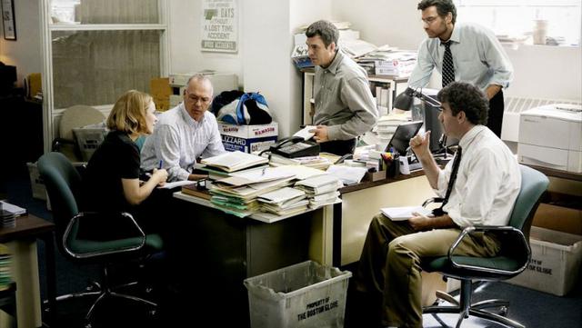 Έδωσε τα βραβεία της και η Ένωση Συγγραφέων Αμερικής