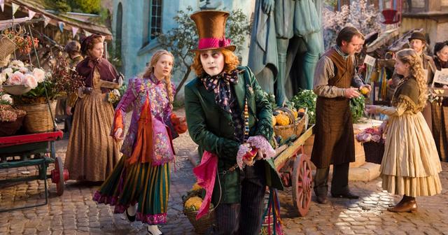 Η Αλίκη Μέσα από τον Καθρέφτη