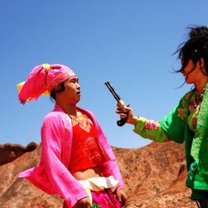 A woman, a Gun and a Noodle Shop