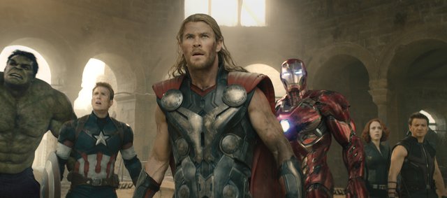 8. Avengers: Age of Ultron (2015) Εισπράξεις παγκοσμίως: $1,405,413,868 Εισπράξεις πρώτου Σαββατοκύριακου: $191,271,109 Κόστος παραγωγής: $250 εκατομμύρια