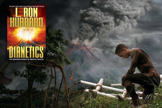 Τι θυμίζει η χαρακτηριστικότερη σκηνή του «After Earth»; Μα, το εξώφυλλο της «Βίβλου» των Σαϊεντολόγων. 