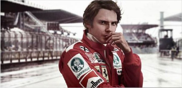 Καυτά φιλιά στις πίστες της Formula 1