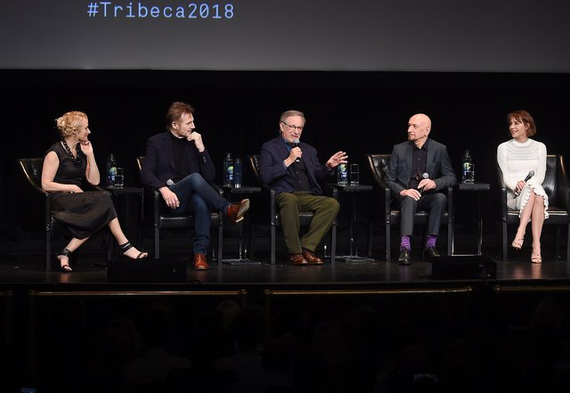 25 χρόνια «Λίστα του Σίντλερ»: Σπίλμπεργκ, Νίσον, Κίνγκσλεϊ μοιράζονται τις αναμνήσεις των γυρισμάτων