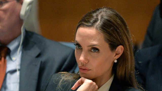 Αντζελίνα Τζολί: «Ο βιασμός είναι όπλο πολέμου»