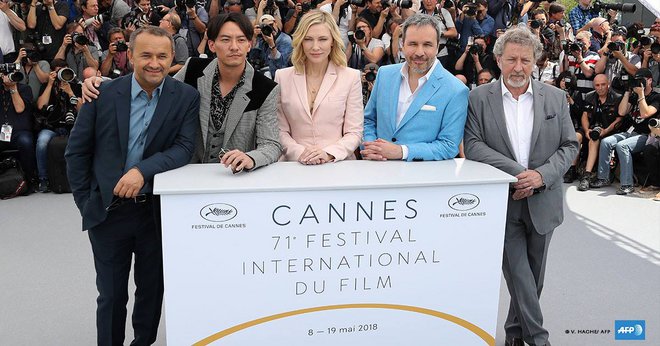 Κάννες 2018: Κέιτ, Πενέλοπε και Τζούλιαν στο λαμπερό κόκκινο χαλί της πρεμιέρας [photos]