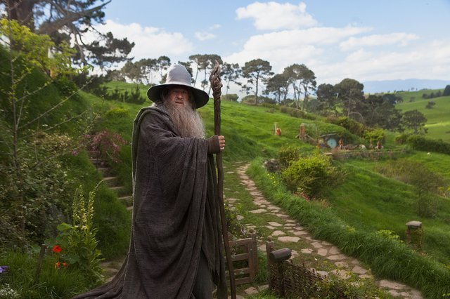 Νέο τρέιλερ για το Hobbit: Μα τι κάνουν τόσοι νάνοι μαζεμένοι;
