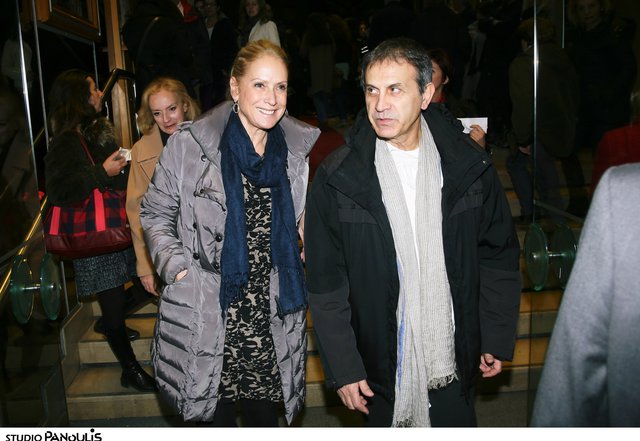 Μυστική Πρεμιέρα ΟΤΕ: ο Κώστας Γαβράς ξεσκεπάζει τον κόσμο των τραπεζών