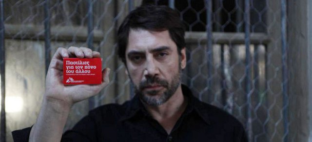 Ο Χαβιέ Μπαρδέμ μιλά ελληνικά!