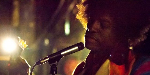 Foxy... Andre 3000!