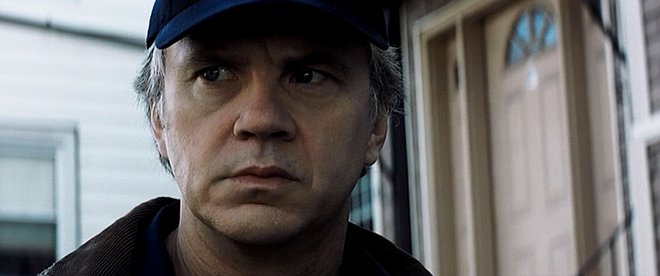 «Σκοτεινό Ποτάμι» (2002): Η τρομερή μετάλλαξη ενός ηθοποιού που βρίσκει το σημείο τομής της εσωτερικότητας και του διφορούμενου με αναμενόμενα οσκαρικά αποτελέσματα.