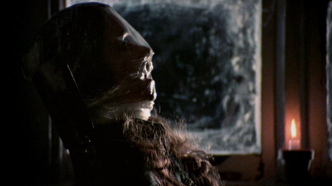 «Τρόμος στο Παρθεναγωγείο» («Black Christmas», 1974), του Μπομπ Κλαρκ