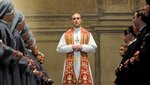 Τρέιλερ «The New Pope»: Τζουντ Λο και Τζον Μάλκοβιτς αναμετριούνται με τις ευλογίες του Πάολο Σορεντίνο 