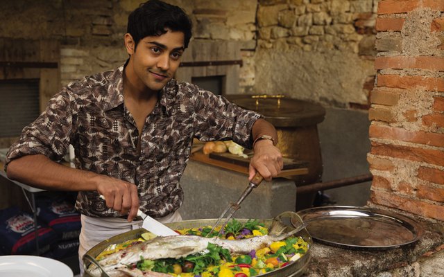 Ένα Ταξίδι 30,5 Μέτρα Μακριά