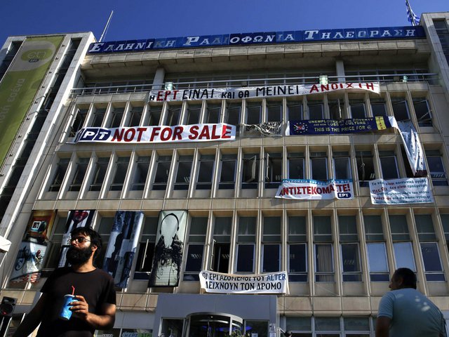 Αντιδράσεις και διχασμός των Ελλήνων σκηνοθετών για την ΕΡΤ