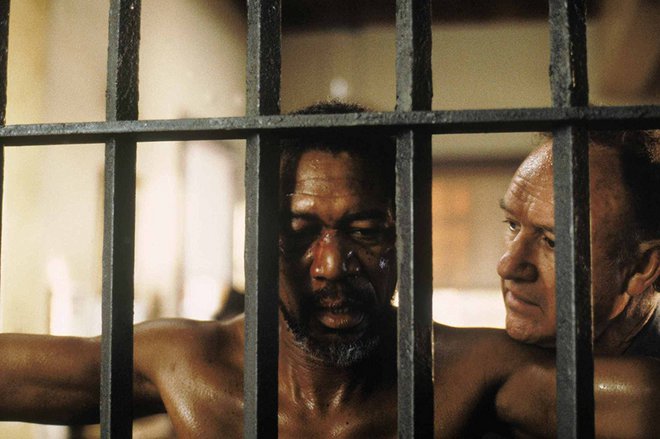 «Οι Ασυγχώρητοι» (1992) του Κλιντ Ίστγουντ  Το δεύτερο Όσκαρ εδώ στο μνημειώδες και κατεδαφιστικό μνημείων γουέστερν του Ίστγουντ, μ  έναν ρόλο που μπορείς να στήσεις και μια υπόθεση πως μόνο ο Χάκμαν