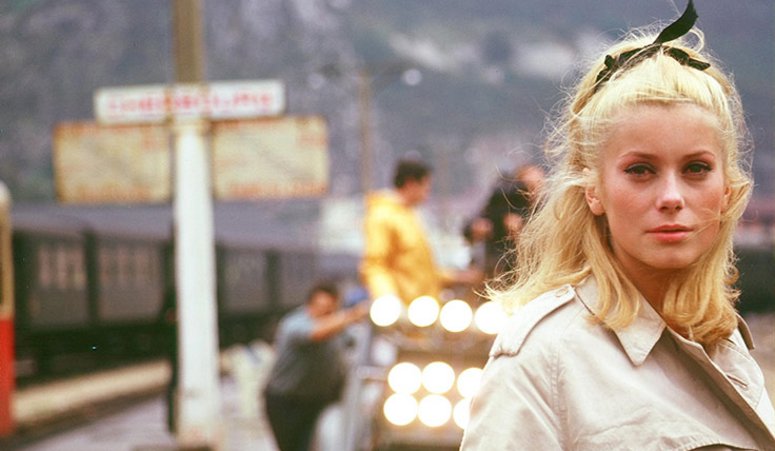 Στα γυρίσματα του «Οι Ομπρέλες του Χερβούργου» [photos]