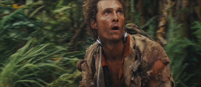 «Τροπική Καταιγίδα» (Tropic Thunder, 2008): Υπάρχουν πολλοί ατζέντηδες, κανείς όμως δε θα ταξίδευε στη ζούγκλα με ένα δορυφορικό πιάτο για να βλέπει τηλεόραση ο πελάτης του.