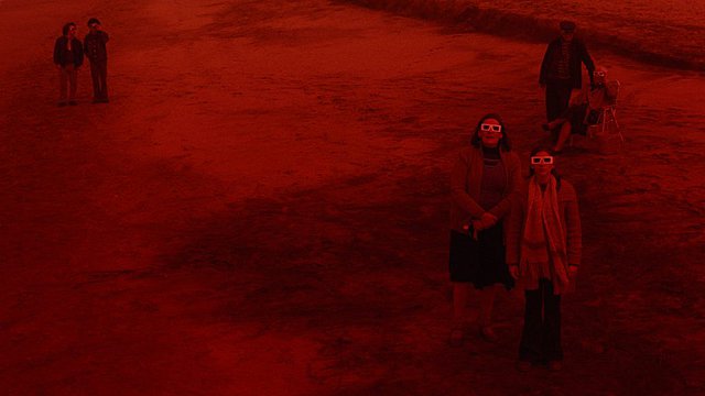 Ταινία της Εβδομάδας: Η «Κόκκινη Έκλειψη» είναι μια υψηλής αισθητικής άσκηση πάνω στον κινηματογραφικό μοντερνισμό