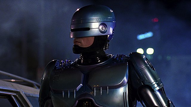 Ο «Robocop» του Νιλ Μπλόμκαμπ θα έχει ρετρό στολή και σενάριο 