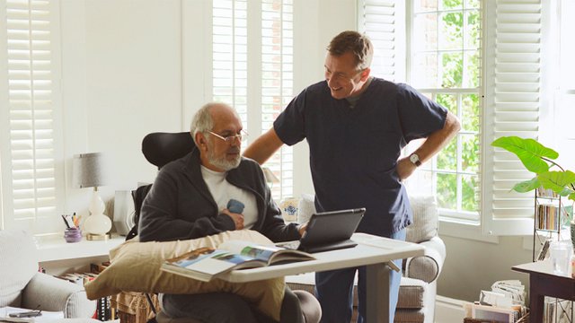 Κάννες: «Chronic», ένα χανεκικό φιλμ από τον Μισέλ Φράνκο