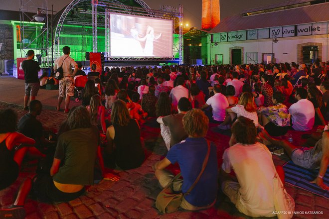 Ο Αντονιόνι «ανατίναξε» την Τεχνόπολη με το αριστουργηματικό «Blow-Up» [photos]