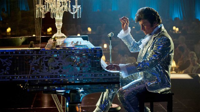 «Behind the Candelabra» (2013) του Στίβεν Σόντερμπεργκ