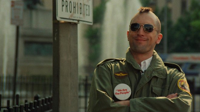 «Ο Ταξιτζής» (Taxi Driver, 1976) του Μάρτιν Σκορσέζε  Στα σκοτωμένα  60ς της ελπίδας και της πολιτικής αναγέννησης, ένας πόλεμος, ένας αλόγιστος, υπερβίαιος επεκτατισμός και η ανόρθωση του πολιτικαντι