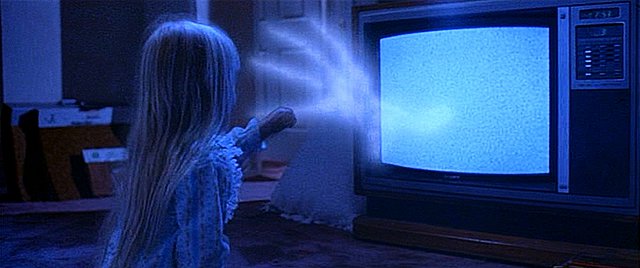 Βίντεο: Ποιες ταινίες σας τρόμαζαν όταν ήσασταν παιδιά;