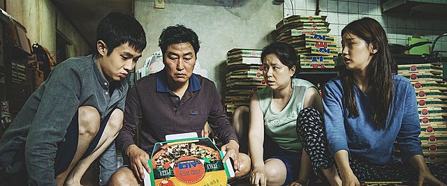 Βίντεο: Ο Μπονγκ Τζουν-Χο ανατέμνει την αρχική σκηνή των «Παράσιτων»