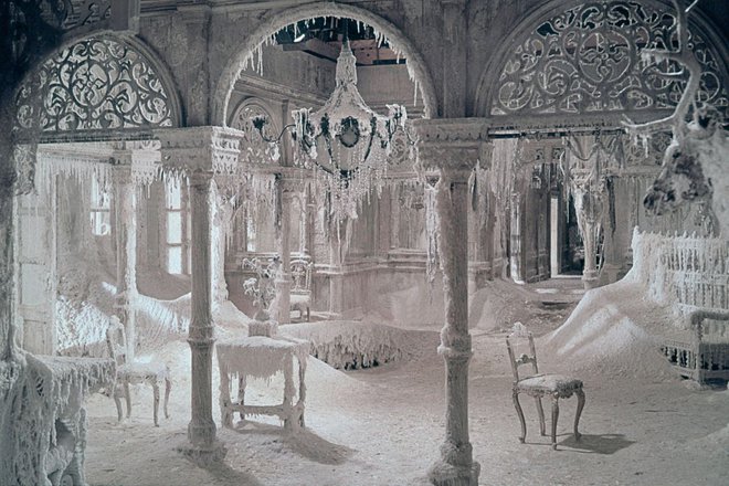 «Dr. Zhivago» (1965) του Ντέιβιντ Λιν, Σκηνογραφία: Τζον Μποξ, Ντάριο Σιμόνι