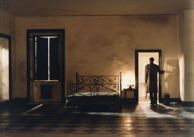 «Νοσταλγία» (1983) του Αντρέι Ταρκόφσκι, Σκηνογραφία: Αντρέα Κρισάντι, Μάριο Πάσι