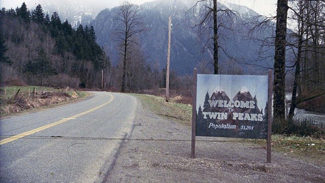 Γιατί το «Twin Peaks» είναι ίσως η σημαντικότερη σειρά στα χρονικά της σύγχρονης τηλεόρασης