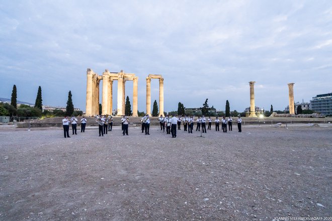 Μια βραδιά που θα θυμόμαστε για καιρό! 10o Athens Open Air Film Festival και  «Ρεβέκκα» στους Στύλους Ολυμπίου Διός