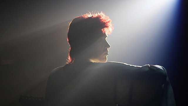 Πρώτη γνώμη: Το «Stardust» ΔΕΝ είναι η ταινία που αξίζει στον Ντέιβιντ Μπόουι
