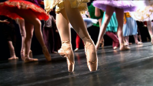 Στιγμιότυπο από την ταινία έναρξης «First Position»
