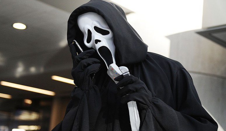 Ζητείται σκηνοθέτης: Ο Κέβιν Γουίλιαμσον δεν επιστρέφει για το «Scream 8»