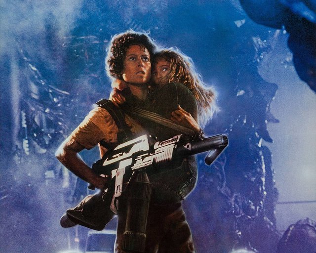 Loving the «Alien»: Η Σιγκούρνι Γουίβερ διαλέγει το αγαπημένο της