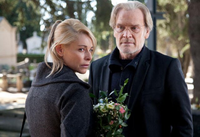 Για τα μάτια της Τζούλιας