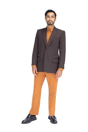 Μόδα «εσωτερικών» χώρων: Το κόκκινο χαλί των Βραβείων του Σωματείου Ηθοποιών 2021