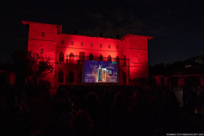 Η «Κληρονόμος» στο Μέγαρο Δουκίσσης Πλακεντίας: Μία από τις ομορφότερες προβολές που έγιναν ποτέ στο AOAFF