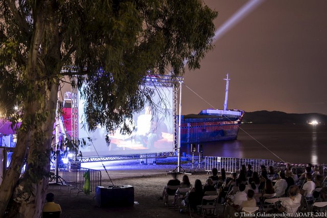 AOAFF: Το «Λιμάνι της Χάβρης» άραξε στην τοποθεσία «Γέφυρα» στο Καρνάγιο της Ελευσίνας