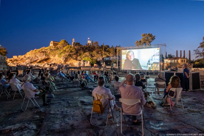 AOAFF: Μια μυσταγωγική προβολή και performance για την «Αγέλαστο Πέτρα» στην Ελευσίνα