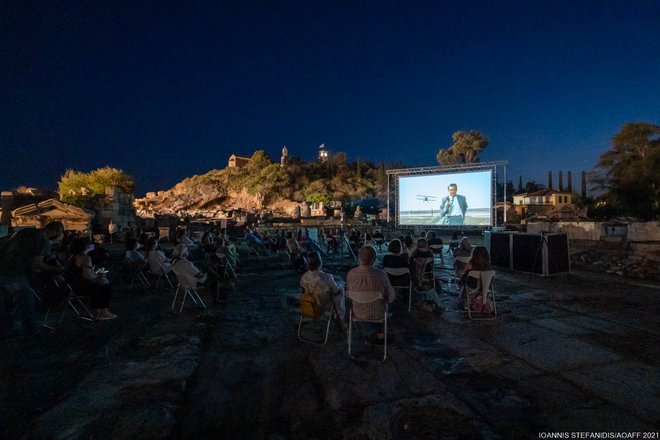 AOAFF: Μια μυσταγωγική προβολή και performance για την «Αγέλαστο Πέτρα» στην Ελευσίνα