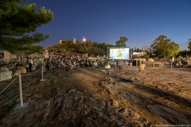 AOAFF: Μια μυσταγωγική προβολή και performance για την «Αγέλαστο Πέτρα» στην Ελευσίνα