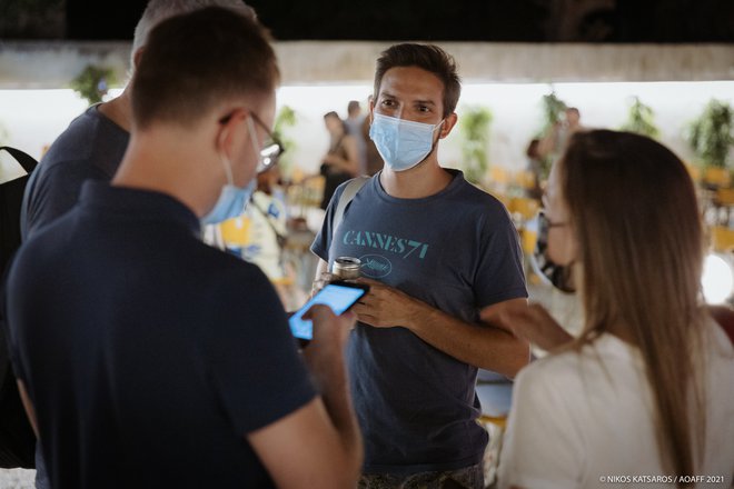 Φιλοξενώντας το 11ο AOAFF, ο ιστορικός θερινός ΑΒ άνοιξε συγκινητικά και πάλι τις πόρτες του στο σινεμά μετά από 31 χρόνια