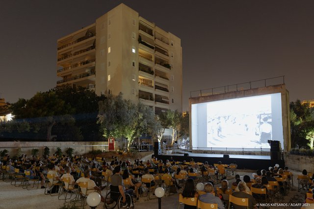 Φιλοξενώντας το 11ο AOAFF, ο ιστορικός θερινός ΑΒ άνοιξε συγκινητικά και πάλι τις πόρτες του στο σινεμά μετά από 31 χρόνια